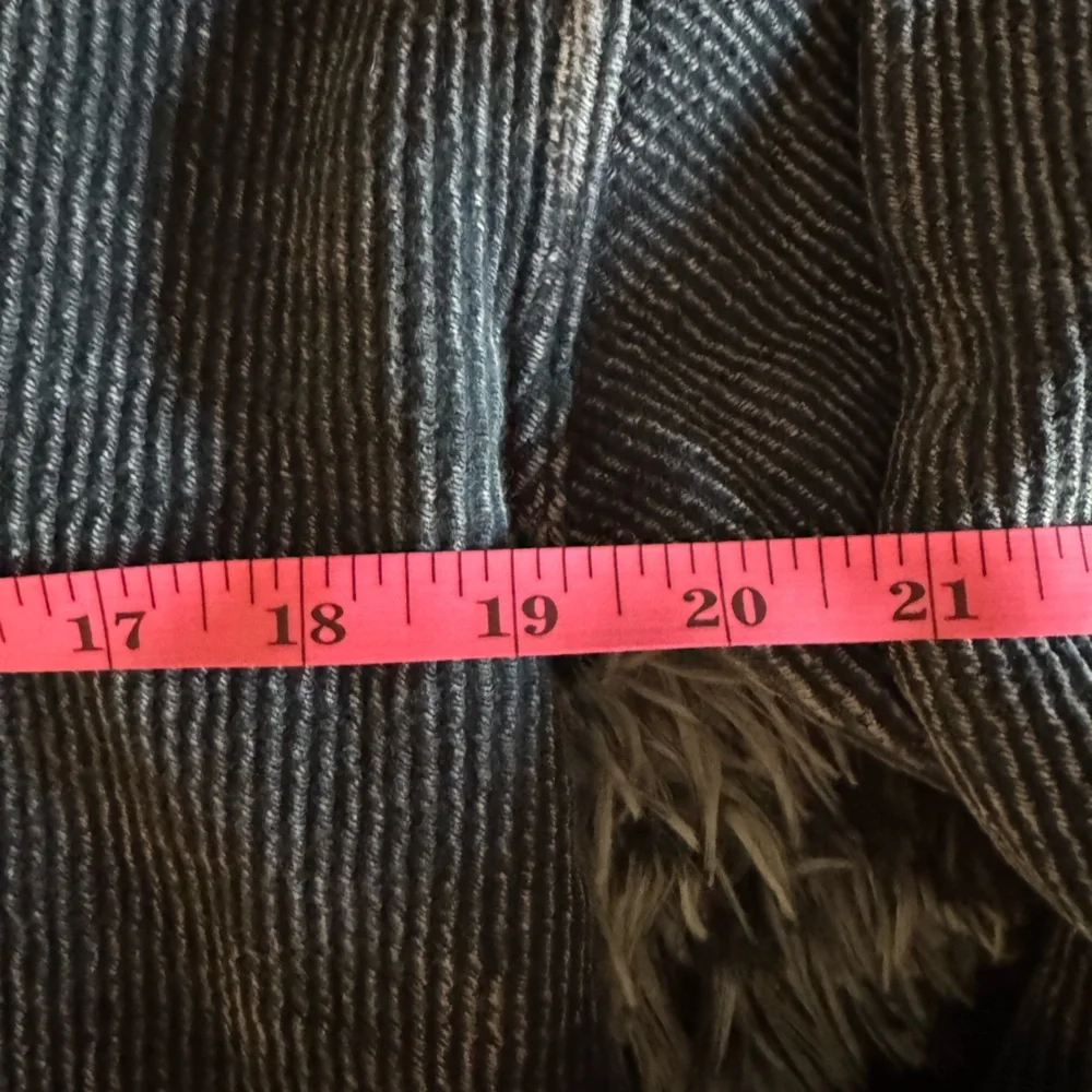 Charles River Unisex Vintage 90s Paramount Long Sleeve Crewneck Sweater Size XS - Picture 6 of 6